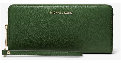 michael kors handgelenktasche leo|Michael Kors outlet store.